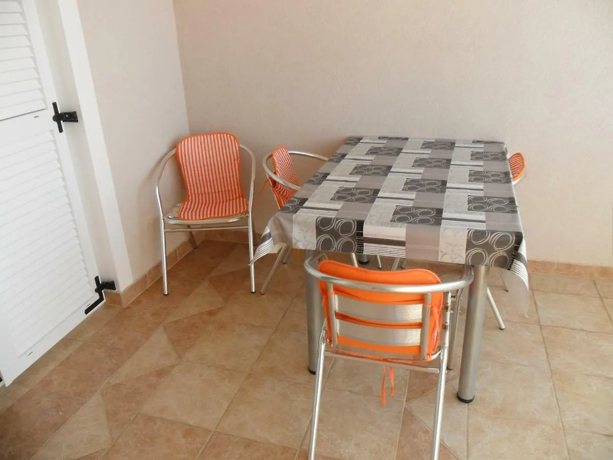 Apartmani Tomicic Malinska Apartment